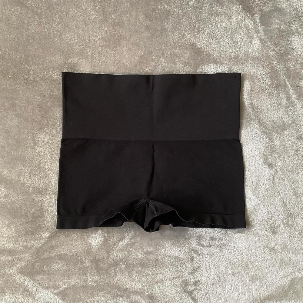 Spanx Everyday Shaping Shorts